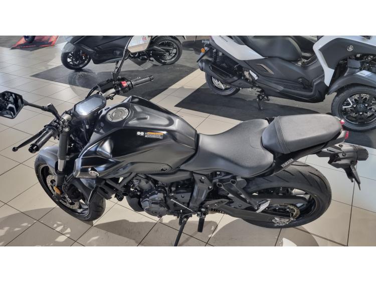 YAMAHA MT-07 (47.5CV)