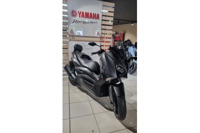 YAMAHA XMAX 300