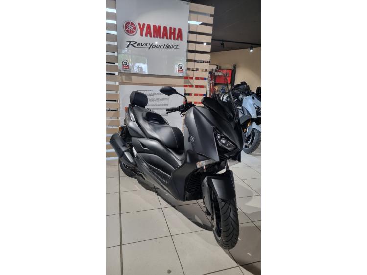 YAMAHA XMAX 300
