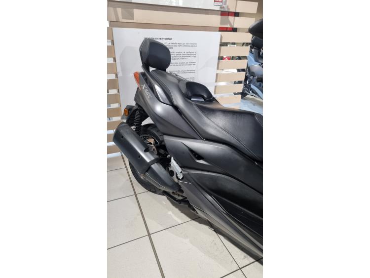YAMAHA XMAX 300