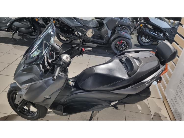 YAMAHA XMAX 300
