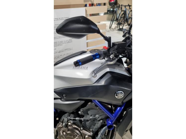 YAMAHA MT-07 (47.5CV)