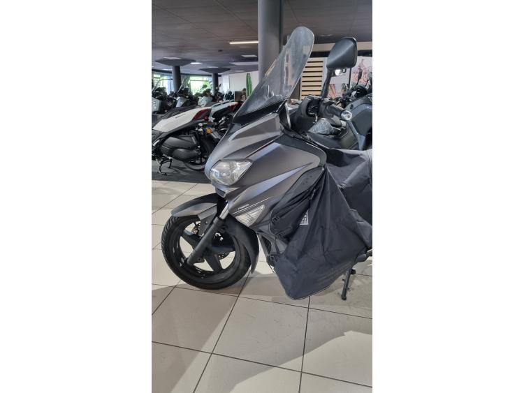 YAMAHA XMAX 125 BUSINESS