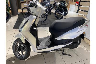 YAMAHA D'ELIGHT