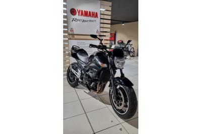 SUZUKI GSR 600