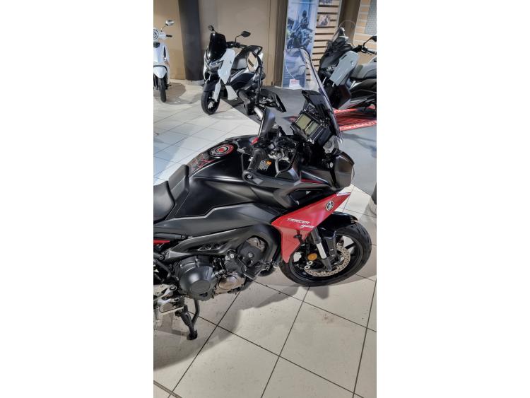 YAMAHA TRACER 900