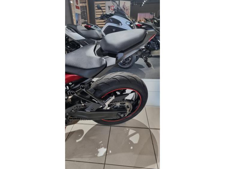 YAMAHA MT-07 (47.5CV)