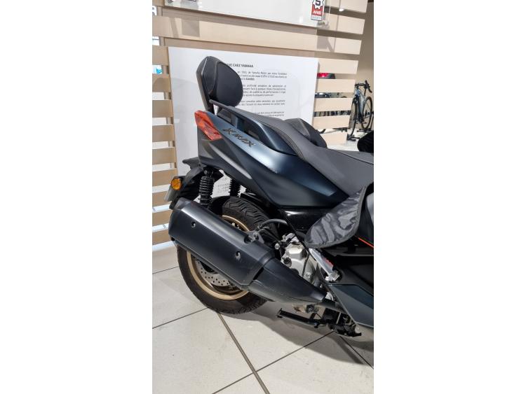 YAMAHA XMAX 300 Tech Max