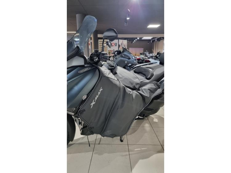 YAMAHA XMAX 300 Tech Max