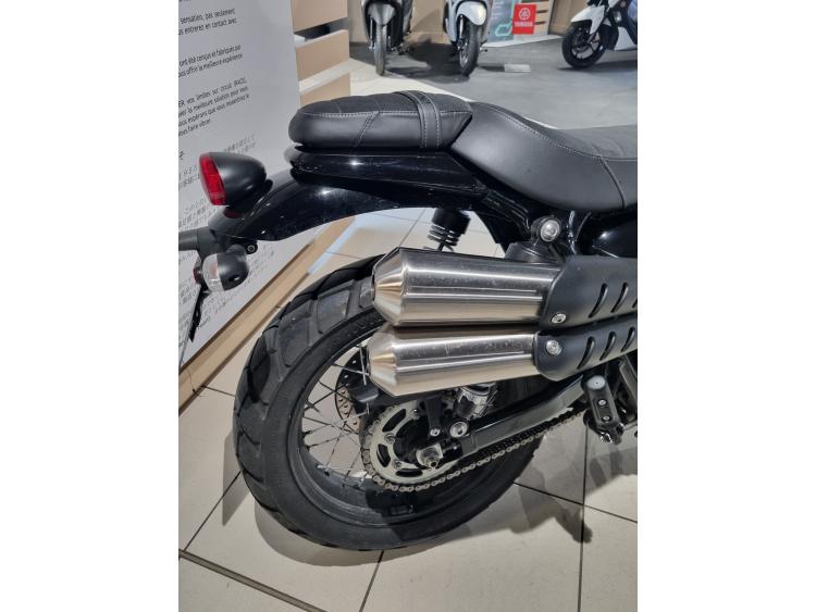 TRIUMPH SCRAMBLER 900