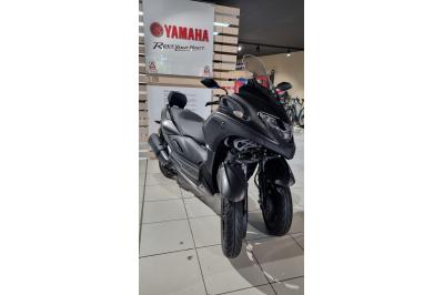 YAMAHA TRICITY 300