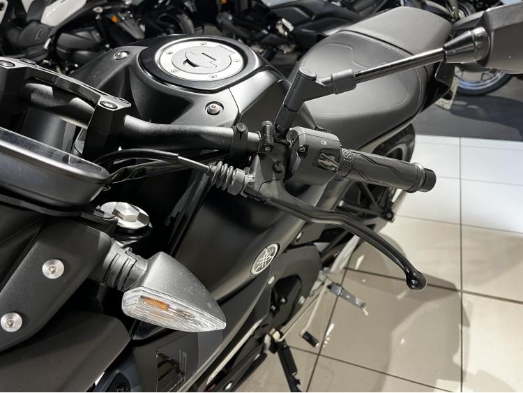 YAMAHA MT-125 ABS