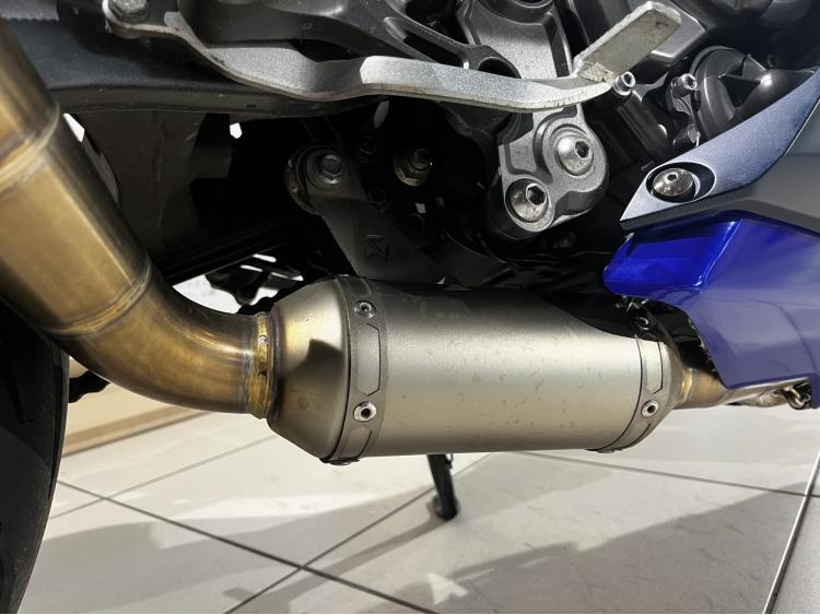 YAMAHA YZF-R7