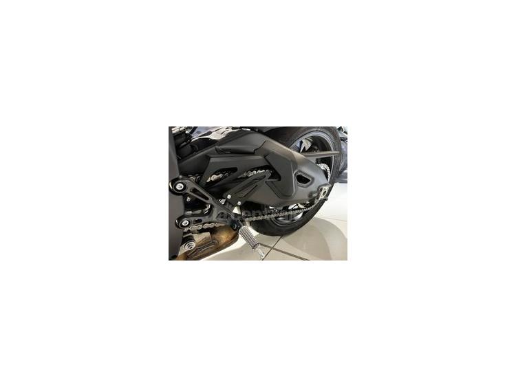 YAMAHA MT-10