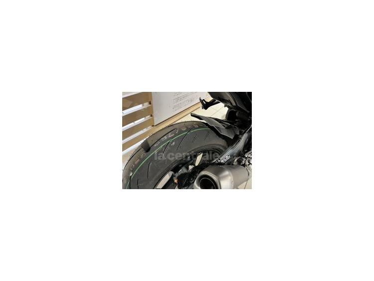 YAMAHA MT-10