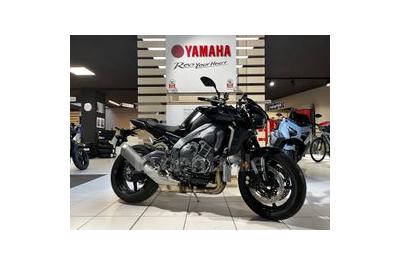 YAMAHA MT-10