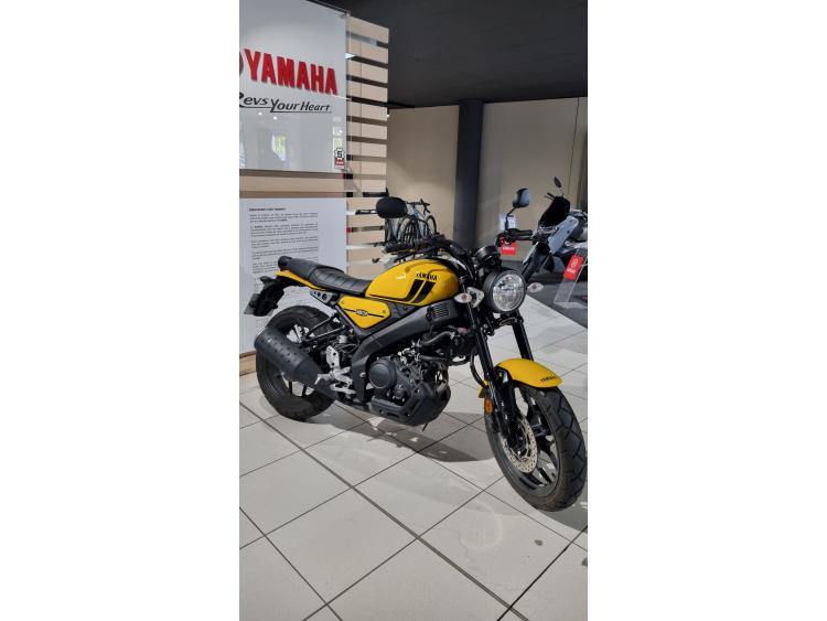 YAMAHA XSR 125