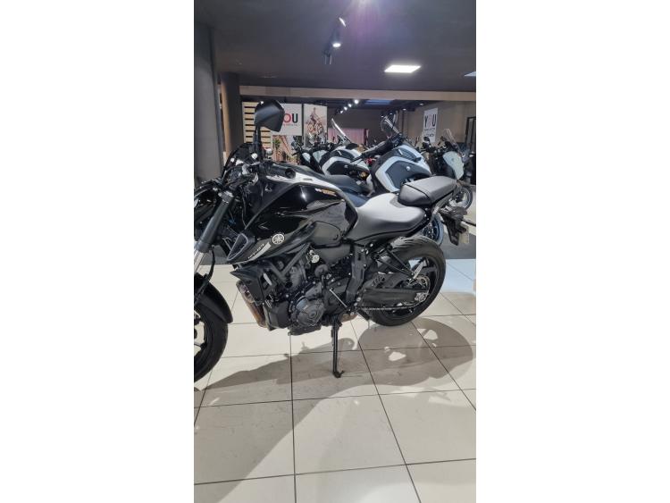 YAMAHA MT-07 (47.5CV)