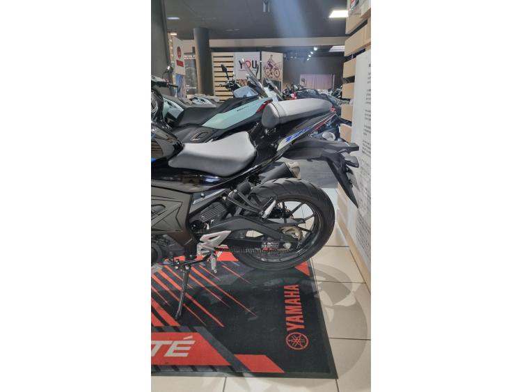 SUZUKI GSX-S 125 ABS