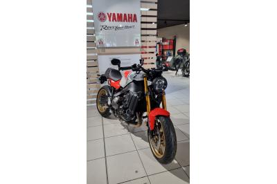 YAMAHA XSR 900