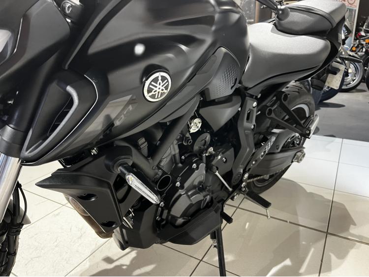 YAMAHA MT-07 (47.5CV)