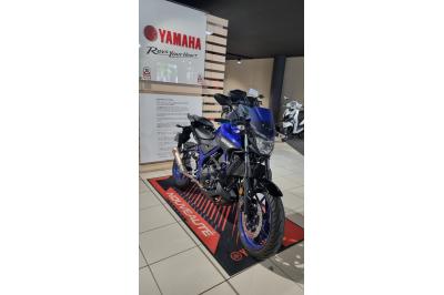 YAMAHA MT-03